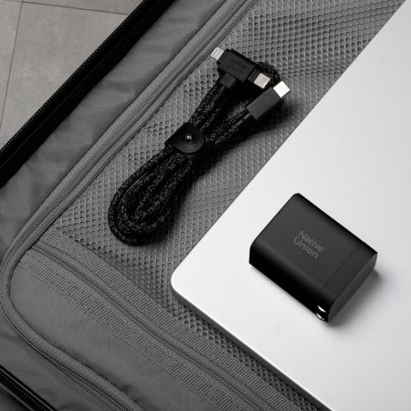 Native Union СЗУ PD Fast GaN Charger 45W Type-C + USB A (черный) FAST-PD45AC-BLK-EU