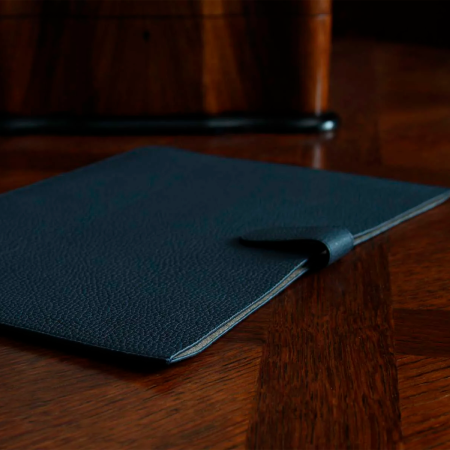 Bustha чехол-папка для MacBook 13.6 Jump Slim Leather (синий) BST755376